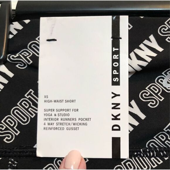 DKNY SPORT - NWT - L Sz XS High-Waist Logo Cycling Shorts. Slim Fit w/Pockets - Picture 14 of 16